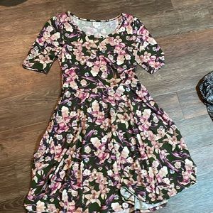 Flower LuLaRoe Nicole Dress